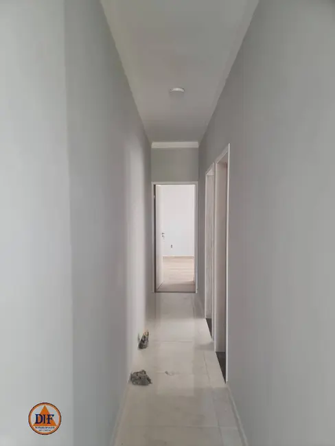 Foto 4 de Casa com 2 quartos à venda, 55m2 em Jardim Continental III, Taubate - SP