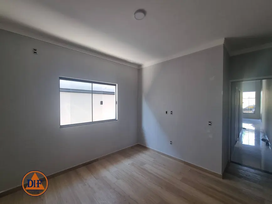 Foto 9 de Casa com 2 quartos à venda, 55m2 em Jardim Continental III, Taubate - SP