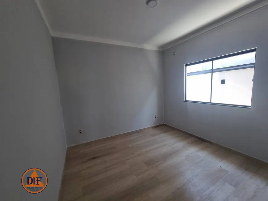 Foto 8 de Casa com 2 quartos à venda, 55m2 em Jardim Continental III, Taubate - SP
