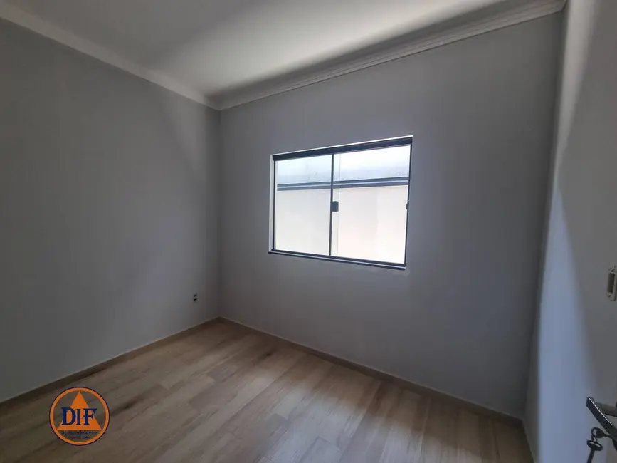 Foto 6 de Casa com 2 quartos à venda, 55m2 em Jardim Continental III, Taubate - SP