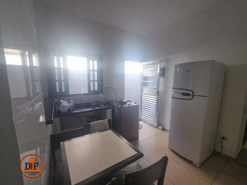 Foto 8 de Casa com 2 quartos à venda, 60m2 em Jardim Continental, Taubate - SP