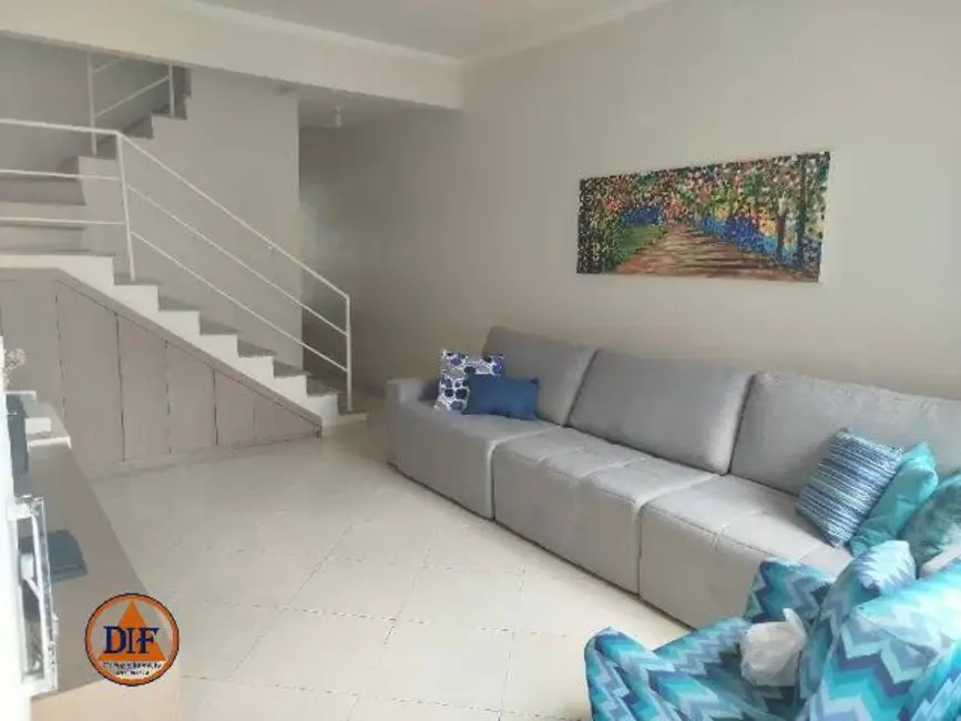 Foto 2 de Casa com 3 quartos à venda, 105m2 em Loteamento Residencial e Comercial Bosque Flamboyant, Taubate - SP