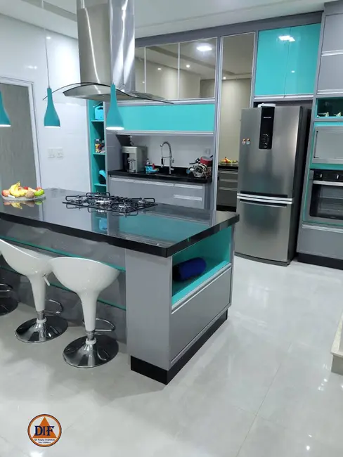 Foto 1 de Casa com 3 quartos à venda, 220m2 em Condomínio Residencial Tecoara, Taubate - SP