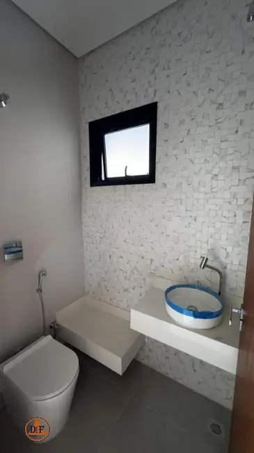 Foto 4 de Casa de Condomínio com 3 quartos à venda, 176m2 em Piracangaguá, Taubate - SP