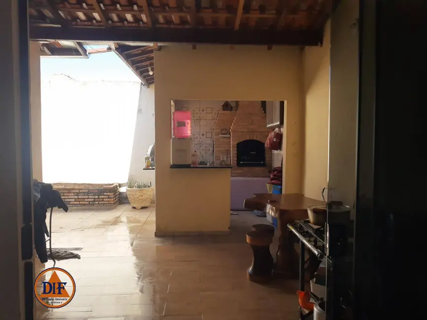 Foto 5 de Casa com 3 quartos à venda, 125m2 em Esplanada Santa Terezinha, Taubate - SP