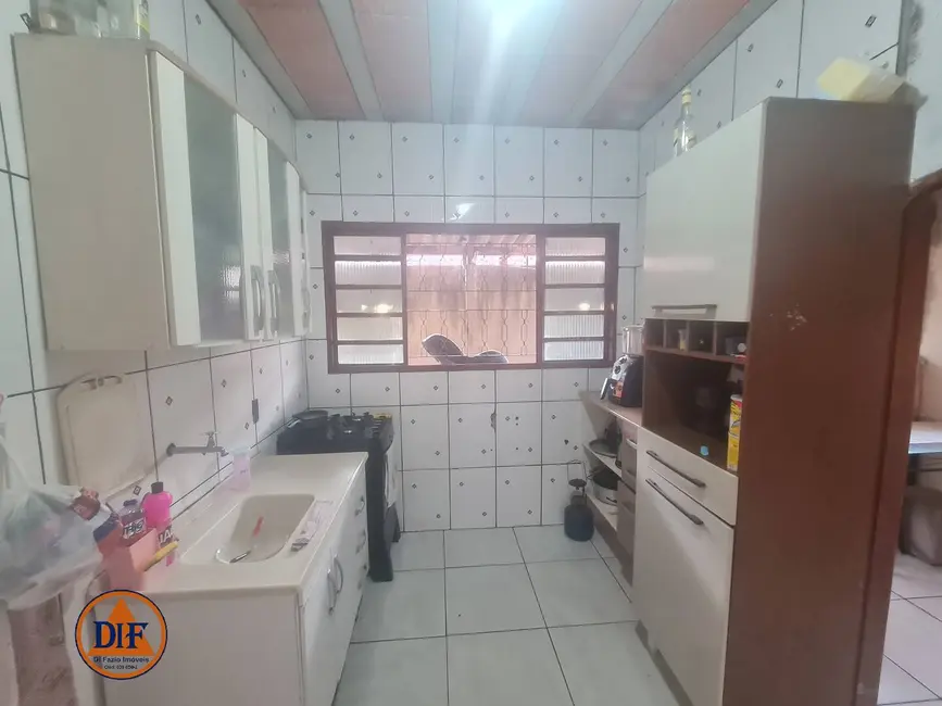 Foto 8 de Casa com 4 quartos à venda, 100m2 em Chácara Fonte Imaculada Conceição, Taubate - SP