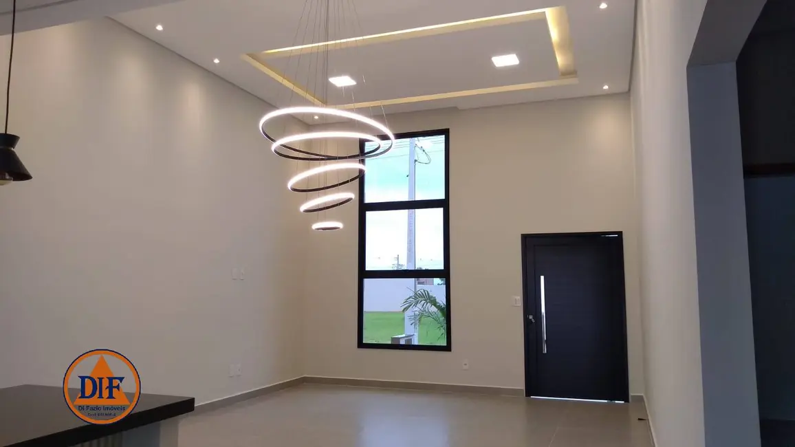 Foto 2 de Casa com 3 quartos à venda, 157m2 em Tremembe - SP