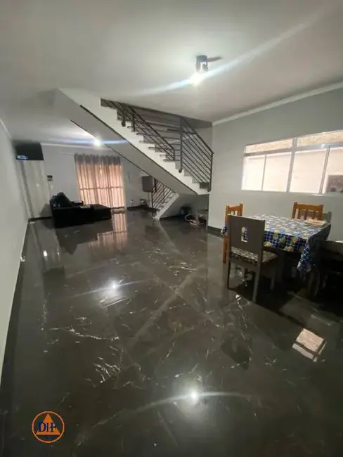Foto 6 de Casa com 3 quartos à venda, 127m2 em Esplanada Independência, Taubate - SP