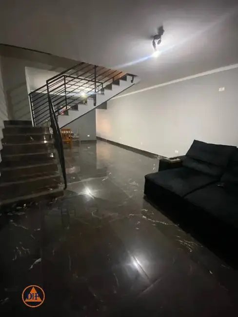 Foto 3 de Casa com 3 quartos à venda, 127m2 em Esplanada Independência, Taubate - SP