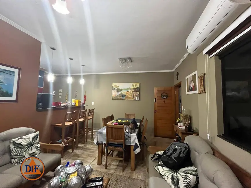 Foto 1 de Casa de Condomínio com 2 quartos à venda, 70m2 em Taubate - SP