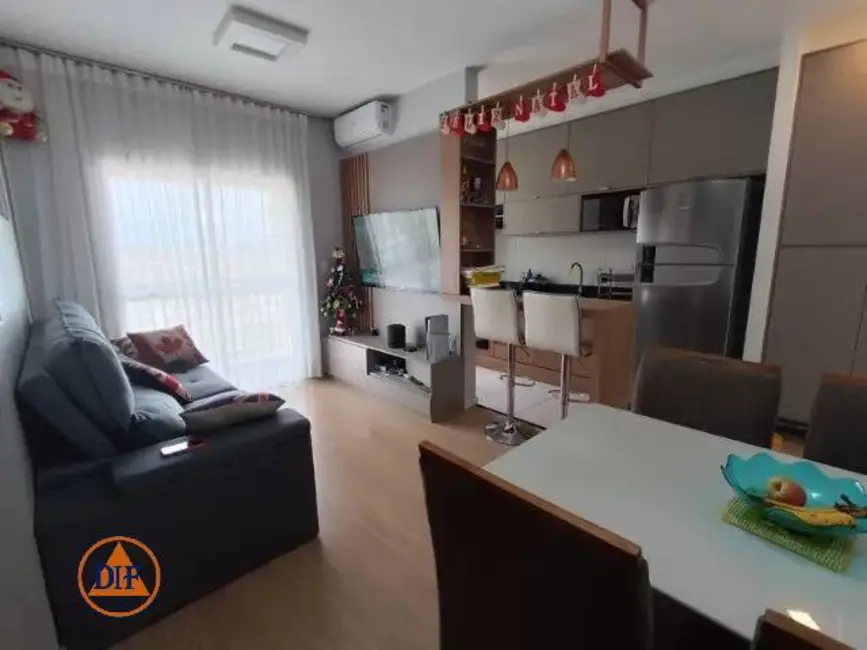 Foto 5 de Apartamento com 2 quartos à venda, 68m2 em Taubate - SP
