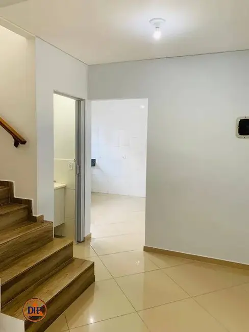 Foto 2 de Casa com 2 quartos à venda, 120m2 em Jardim Gurilândia, Taubate - SP
