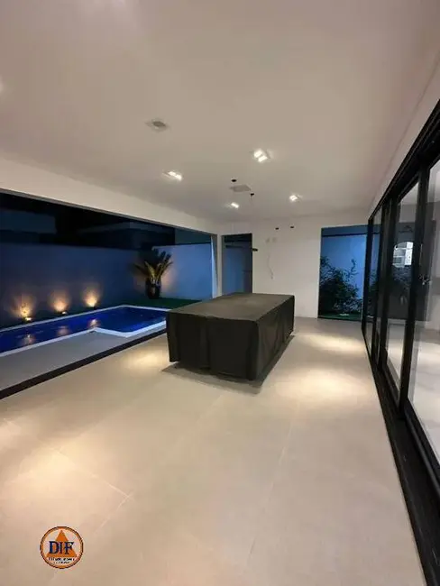 Foto 7 de Casa com 3 quartos à venda, 235m2 em Residencial Ouroville, Taubate - SP