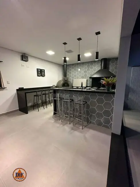 Foto 5 de Casa com 3 quartos à venda, 235m2 em Residencial Ouroville, Taubate - SP