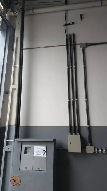 Foto 7 de Armazém / Galpão para alugar, 577m2 em Residencial Estoril, Taubate - SP