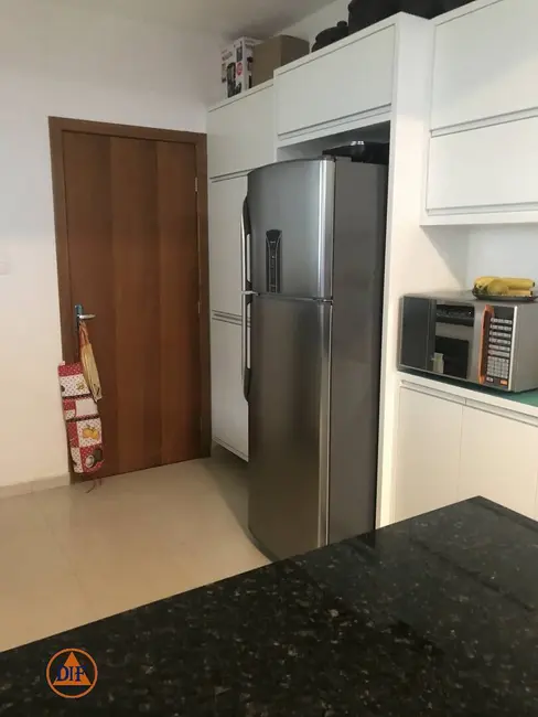 Foto 7 de Casa com 3 quartos à venda, 188m2 em Jardim de Alah, Taubate - SP