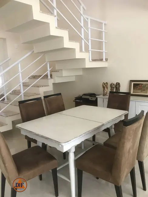 Foto 5 de Casa com 3 quartos à venda, 188m2 em Jardim de Alah, Taubate - SP