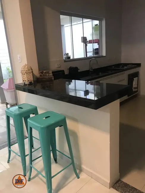 Foto 8 de Casa com 3 quartos à venda, 188m2 em Jardim de Alah, Taubate - SP