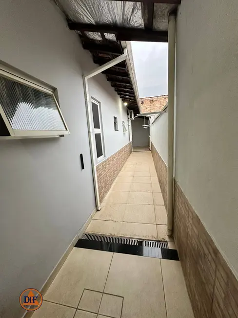 Foto 6 de Casa com 2 quartos à venda, 88m2 em Parque São Luís, Taubate - SP