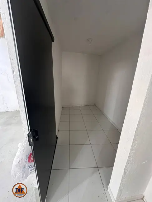 Foto 6 de Armazém / Galpão para alugar, 212m2 em Areão, Taubate - SP