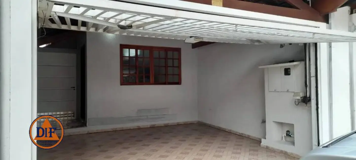 Foto 2 de Casa com 2 quartos à venda, 62m2 em Granja Daniel, Taubate - SP