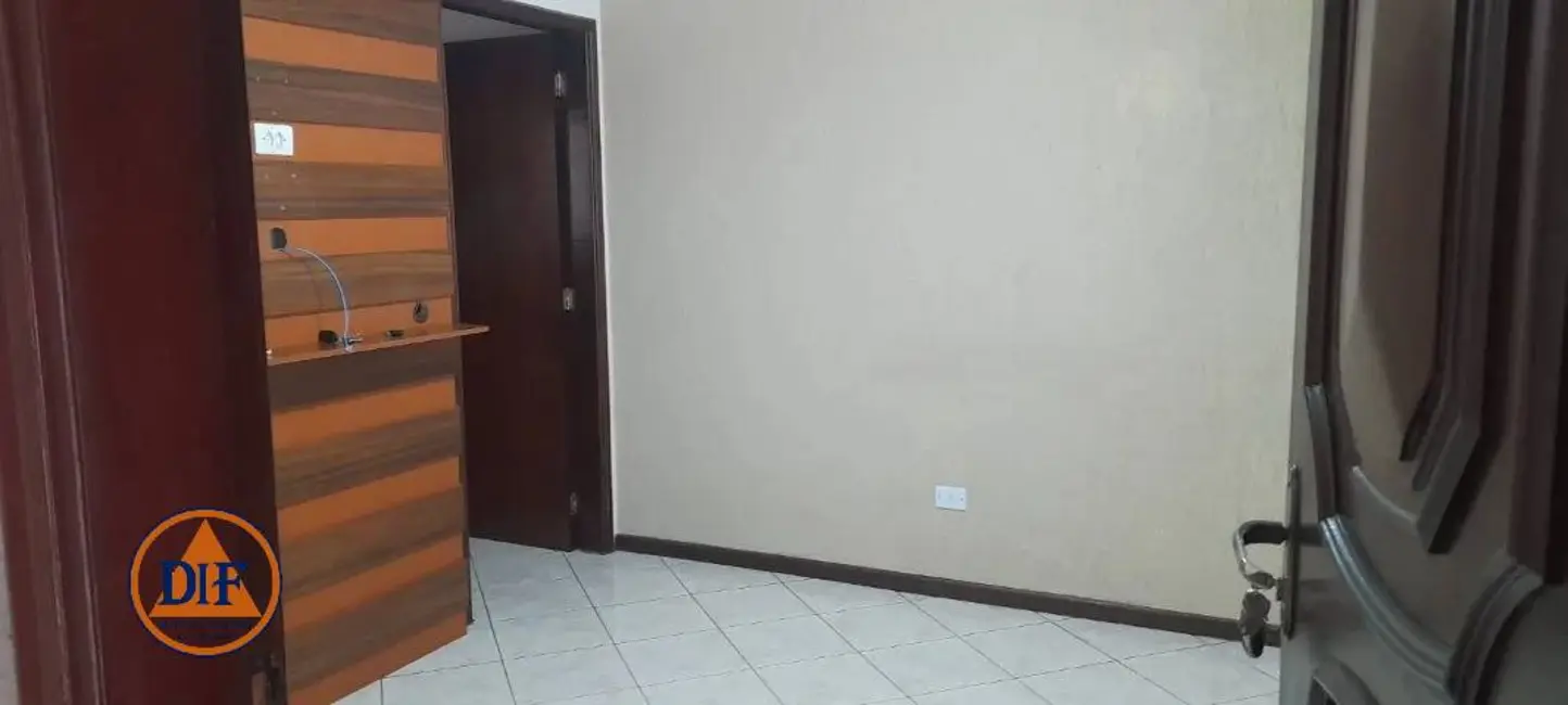 Foto 3 de Casa com 2 quartos à venda, 62m2 em Granja Daniel, Taubate - SP