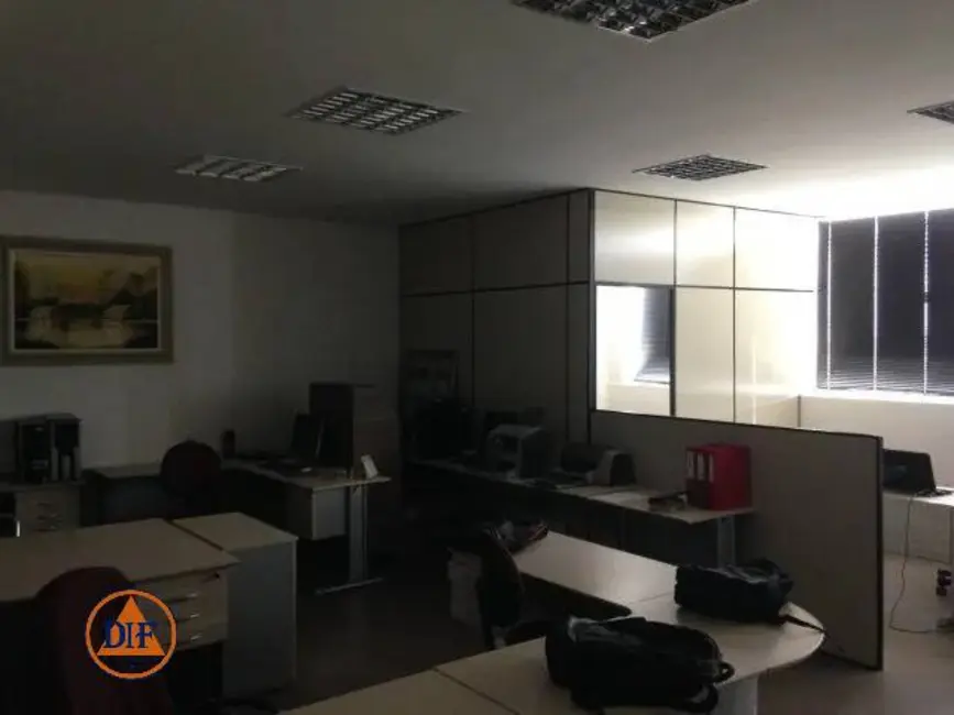 Foto 4 de Sala Comercial para alugar, 65m2 em Parque Senhor do Bonfim, Taubate - SP