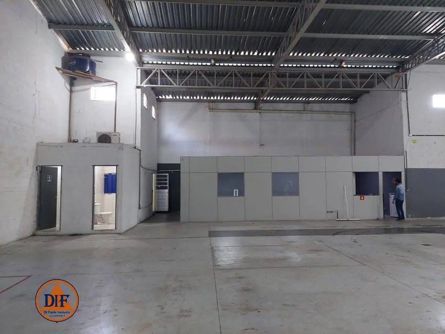 Foto 4 de Armazém / Galpão para alugar, 825m2 em Loteamento Quinta das Frutas, Taubate - SP