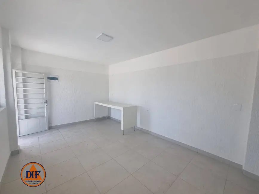 Foto 3 de Sala Comercial para alugar, 38m2 em Estiva, Taubate - SP