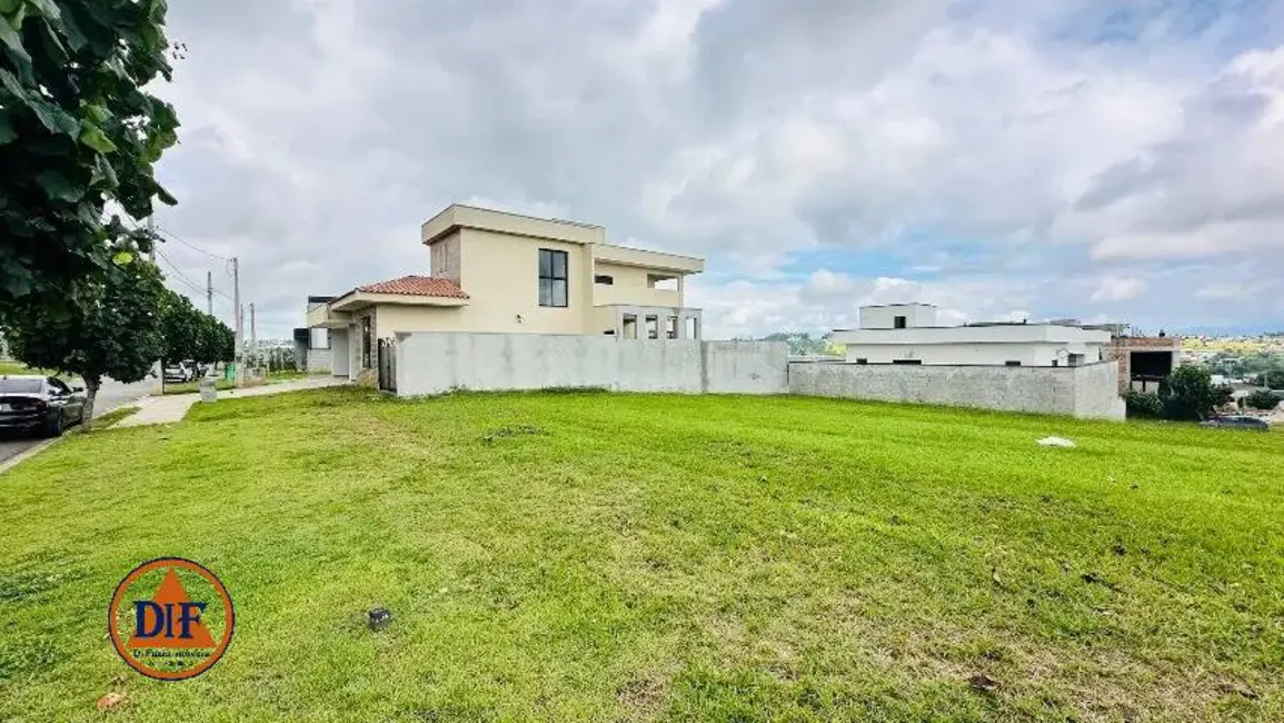 Foto 7 de Terreno / Lote à venda, 337m2 em Taubate - SP