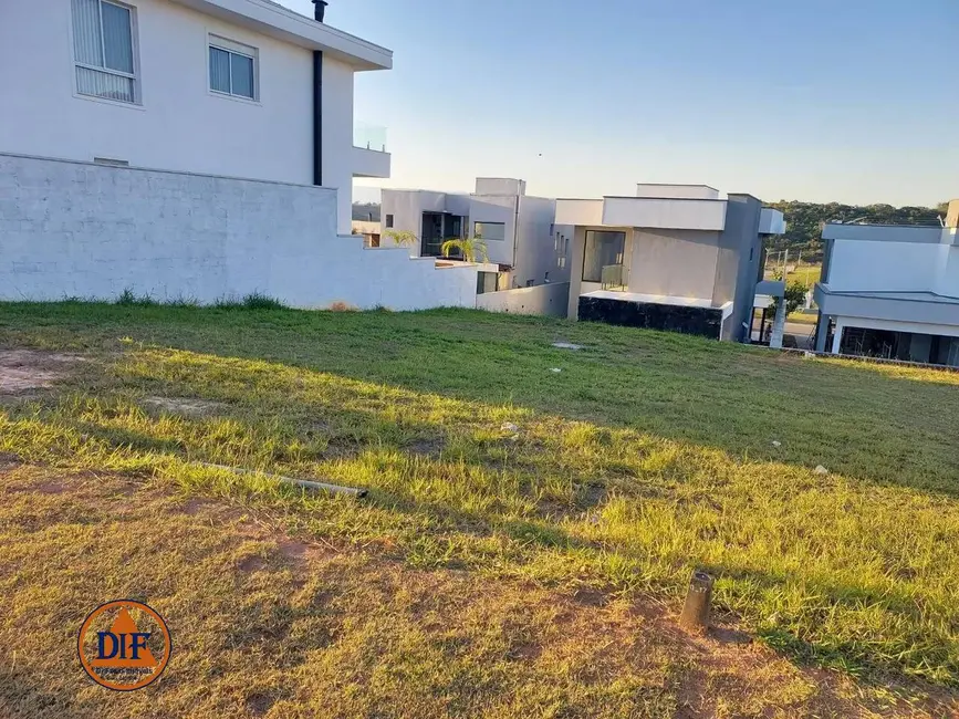 Foto 8 de Terreno / Lote à venda, 329m2 em Taubate - SP