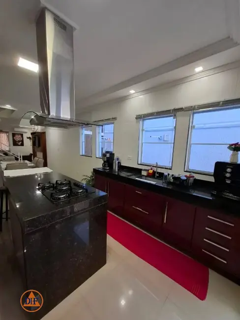 Foto 8 de Casa com 3 quartos à venda, 154m2 em Vila dos Comerciários 2, Taubate - SP