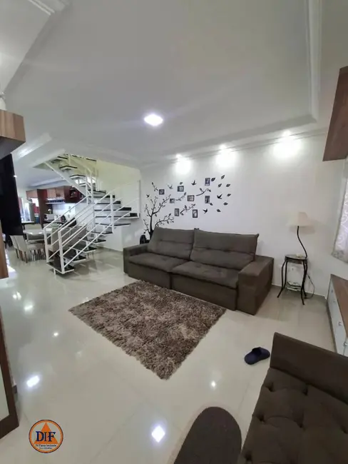 Foto 6 de Casa com 3 quartos à venda, 154m2 em Vila dos Comerciários 2, Taubate - SP
