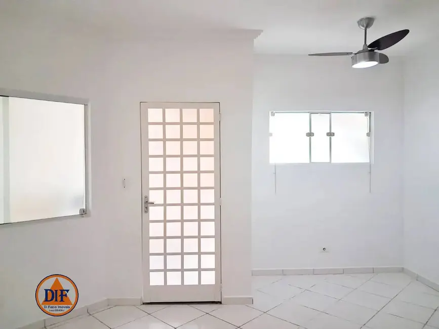 Foto 7 de Casa de Condomínio com 2 quartos à venda, 64m2 em Cidade Jardim, Taubate - SP
