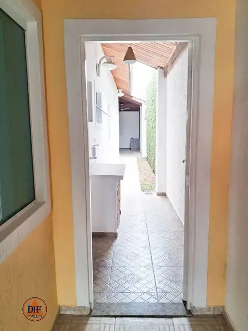 Foto 4 de Casa de Condomínio com 2 quartos à venda, 64m2 em Cidade Jardim, Taubate - SP