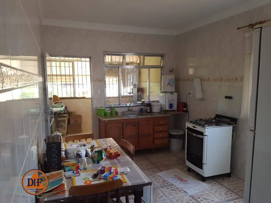 Casa com 4 quartos à venda, 183m2 em Parque Independência, Barra Mansa - RJ - imagem 6 Foto 6 de Casa com 4 quartos à venda, 183m2 em Parque Independência, Barra Mansa - RJ