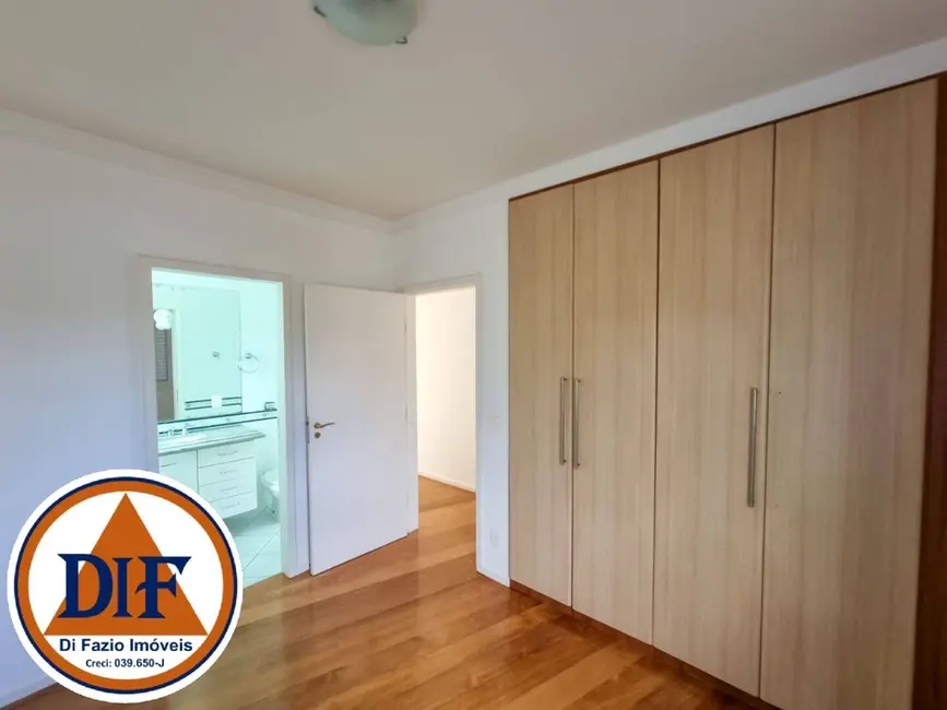 Foto 2 de Casa com 4 quartos à venda e para alugar, 345m2 em Condomínio Village Taubaté, Taubate - SP