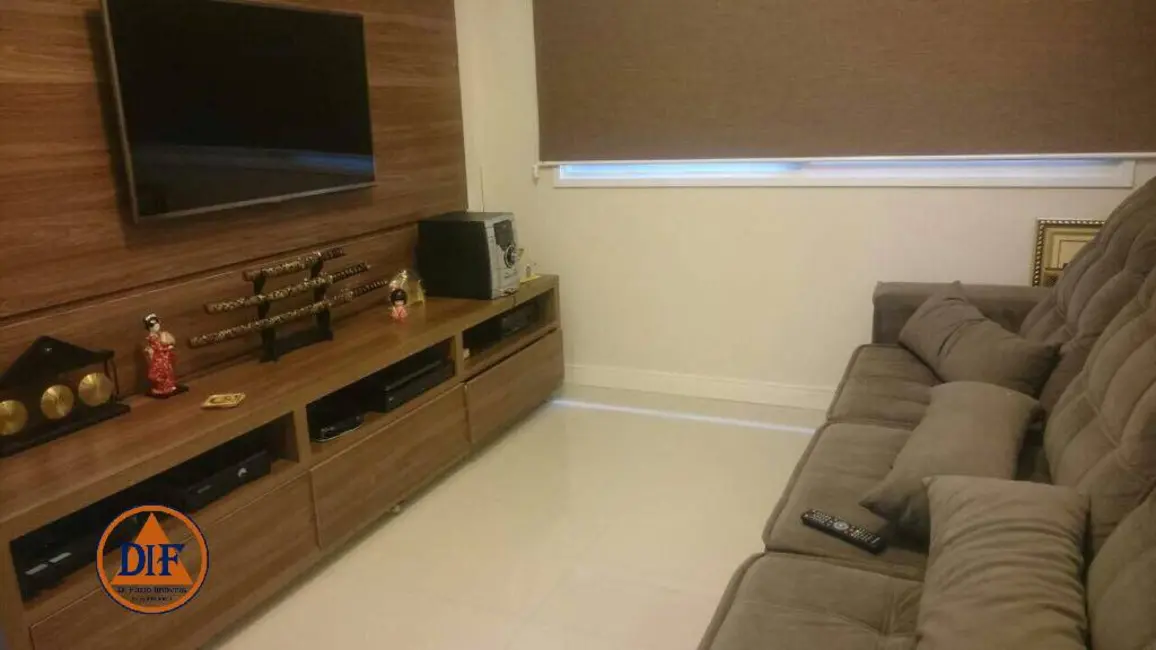 Foto 6 de Casa com 3 quartos à venda, 390m2 em Tremembe - SP