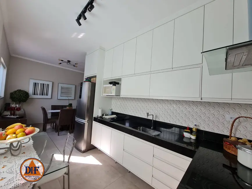 Foto 9 de Casa de Condomínio com 3 quartos à venda, 150m2 em Jardim de Alah, Taubate - SP