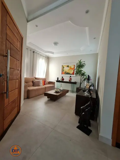 Foto 1 de Casa de Condomínio com 3 quartos à venda, 150m2 em Jardim de Alah, Taubate - SP