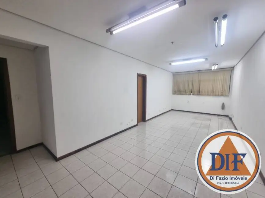 Foto 4 de Sala Comercial à venda e para alugar, 37m2 em Centro, Taubate - SP