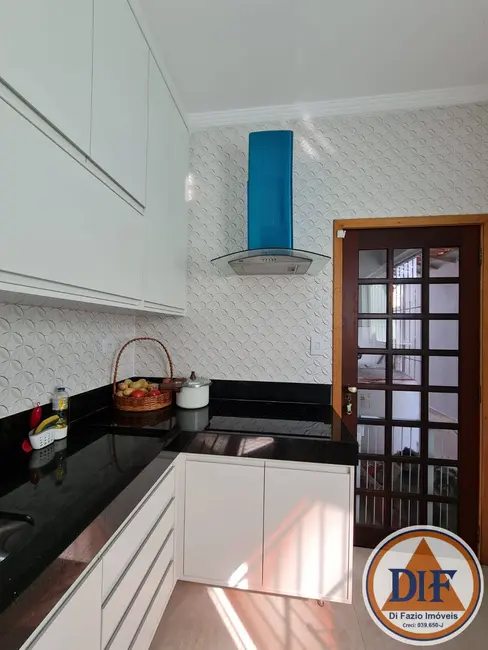 Foto 7 de Casa de Condomínio com 3 quartos à venda e para alugar, 150m2 em Jardim de Alah, Taubate - SP