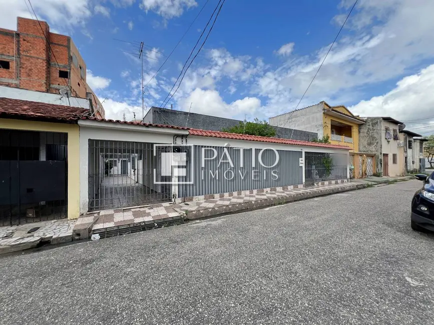 Foto 1 de Casa com 6 quartos à venda e para alugar, 357m2 em Marambaia, Belem - PA