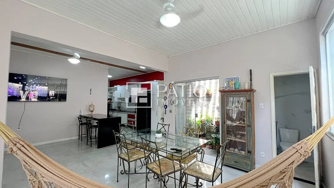 Foto 5 de Casa com 2 quartos à venda, 135m2 em Castanheira, Belem - PA