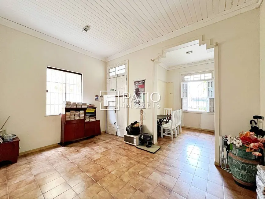 Foto 2 de Casa com 3 quartos à venda e para alugar, 462m2 em Umarizal, Belem - PA