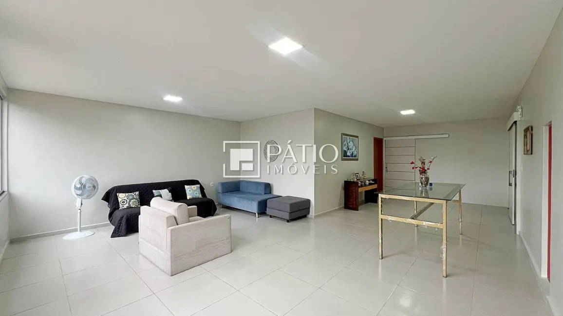 Casa com 3 quartos à venda e para alugar, 348m2 em Val-de-Cães, Belem - PA - imagem 5 Foto 5 de Casa com 3 quartos à venda e para alugar, 348m2 em Val-de-Cães, Belem - PA