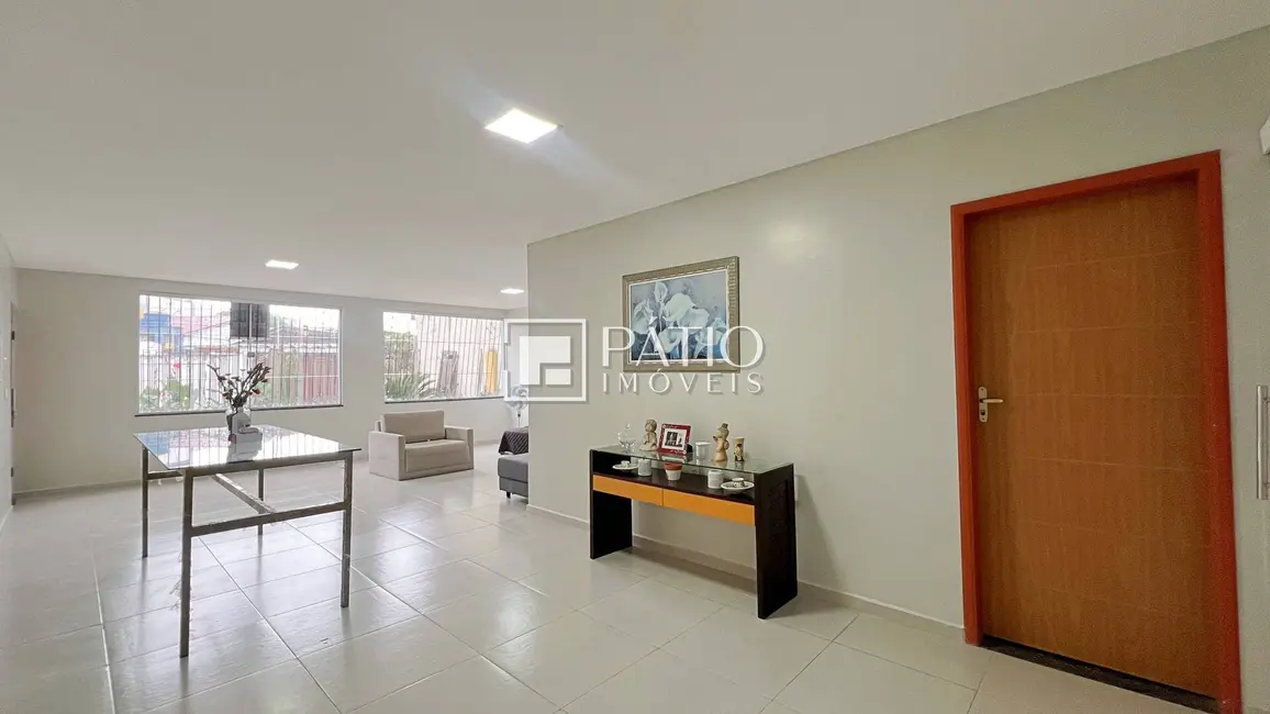 Casa com 3 quartos à venda e para alugar, 348m2 em Val-de-Cães, Belem - PA - imagem 6 Foto 6 de Casa com 3 quartos à venda e para alugar, 348m2 em Val-de-Cães, Belem - PA