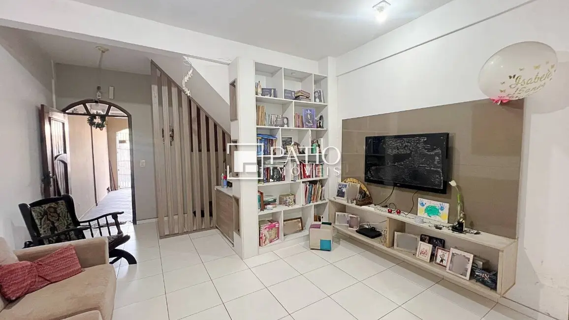 Foto 1 de Casa com 3 quartos à venda, 235m2 em Pedreira, Belem - PA