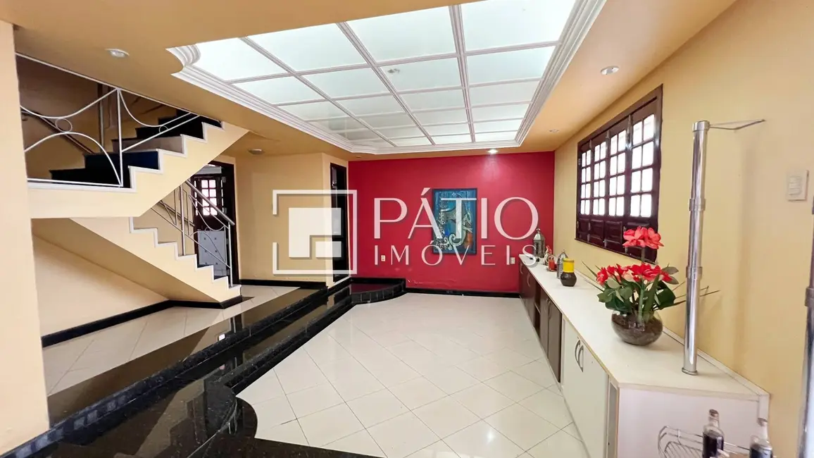 Foto 2 de Casa com 2 quartos à venda, 450m2 em Parque Verde, Belem - PA