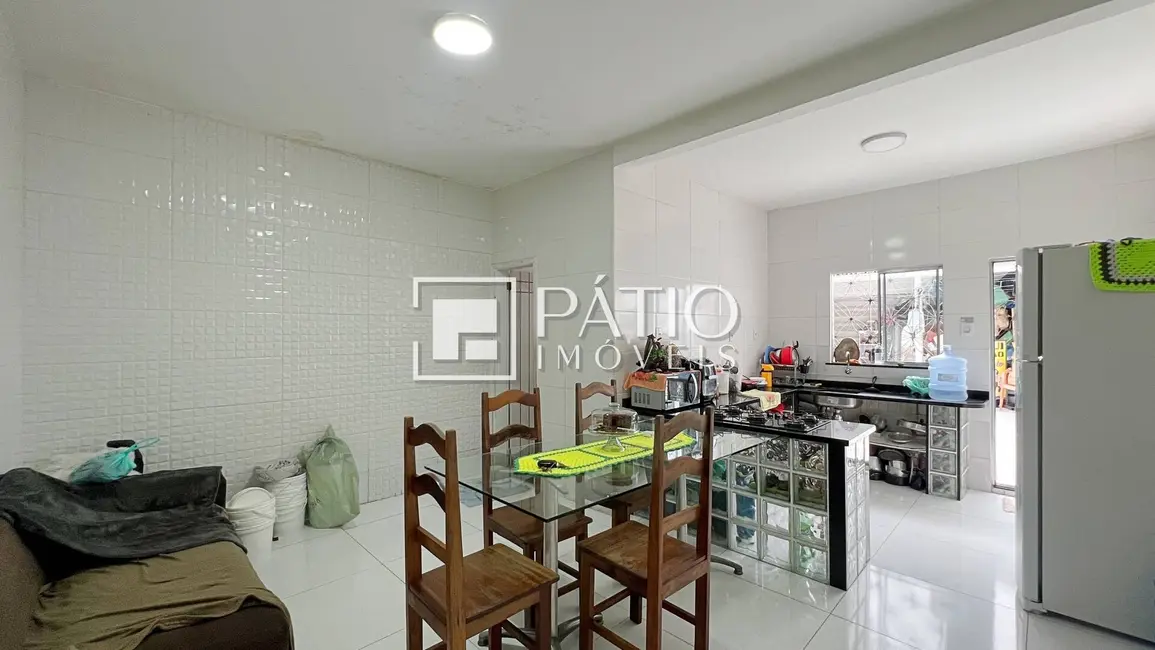 Casa com 2 quartos à venda, 180m2 em Marambaia, Belem - PA - imagem 1 Foto 1 de Casa com 2 quartos à venda, 180m2 em Marambaia, Belem - PA